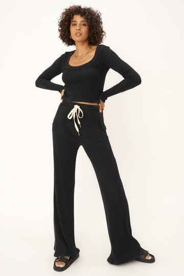 Louise Scoop Neck Washed Sweater Rib Long Sleeve in MW Black