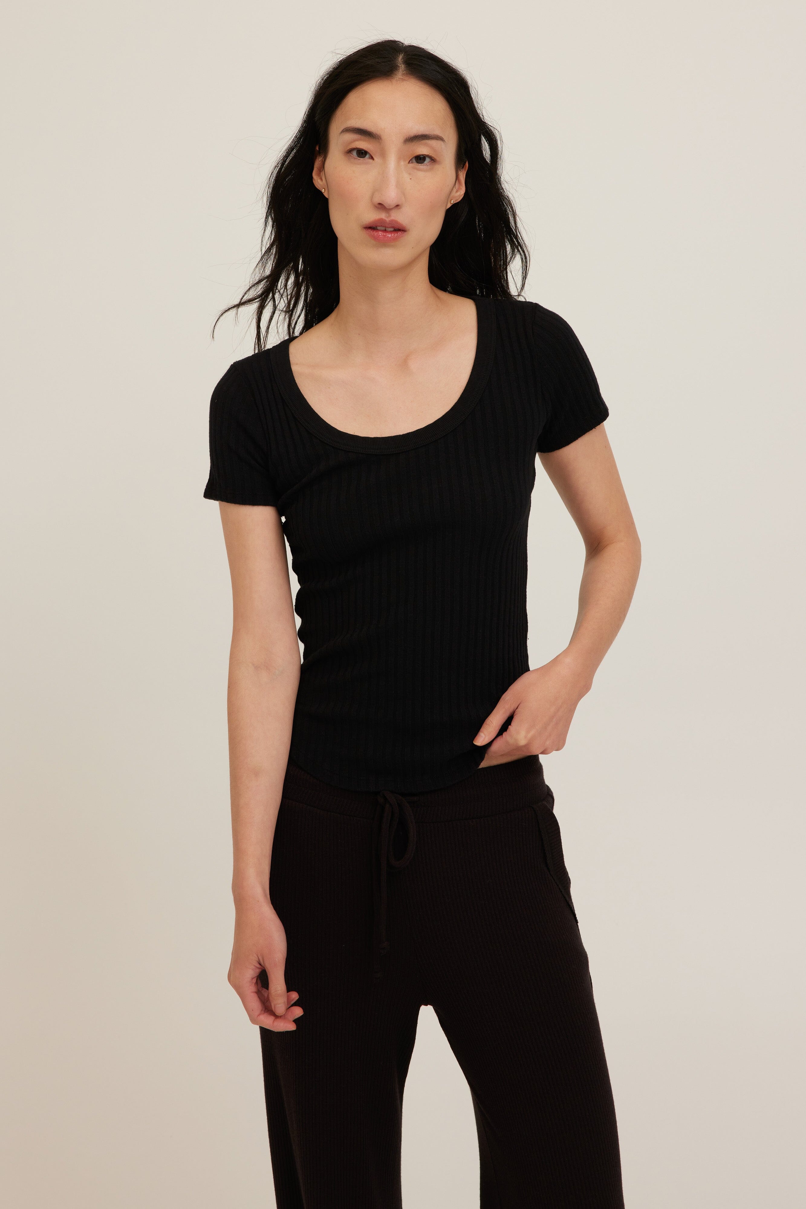 Julie Scoop Neck Sweater Rib Tee – PROJECT SOCIAL T
