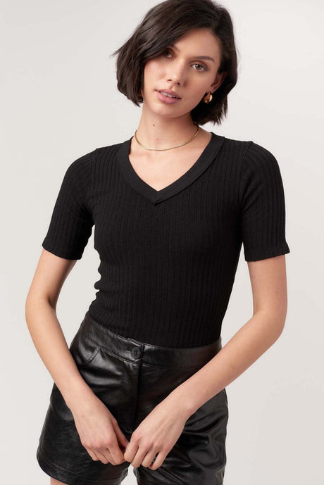 Brooks Heathered Elbow Sleeve V-Neck Tee TEE Project Social T 