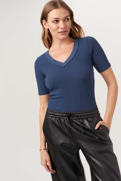 Brooks Heathered Elbow Sleeve V-Neck Tee TEE Project Social T 