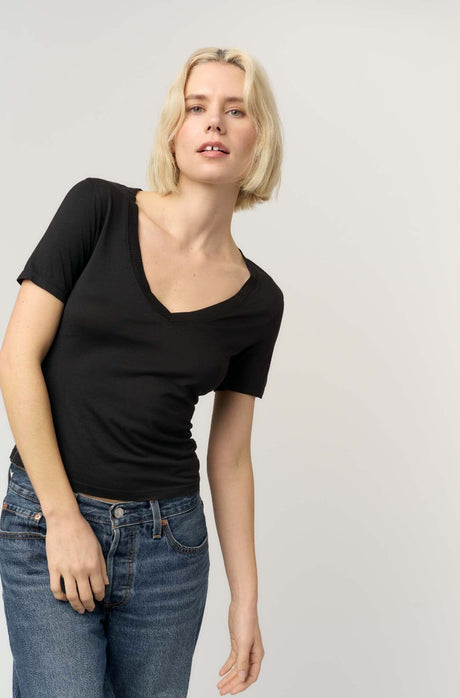 It Girl V-Neck Tee TEE Project Social T 