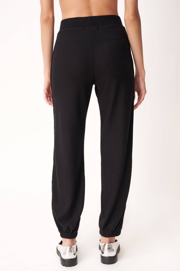 Women's Pants - Project Social T