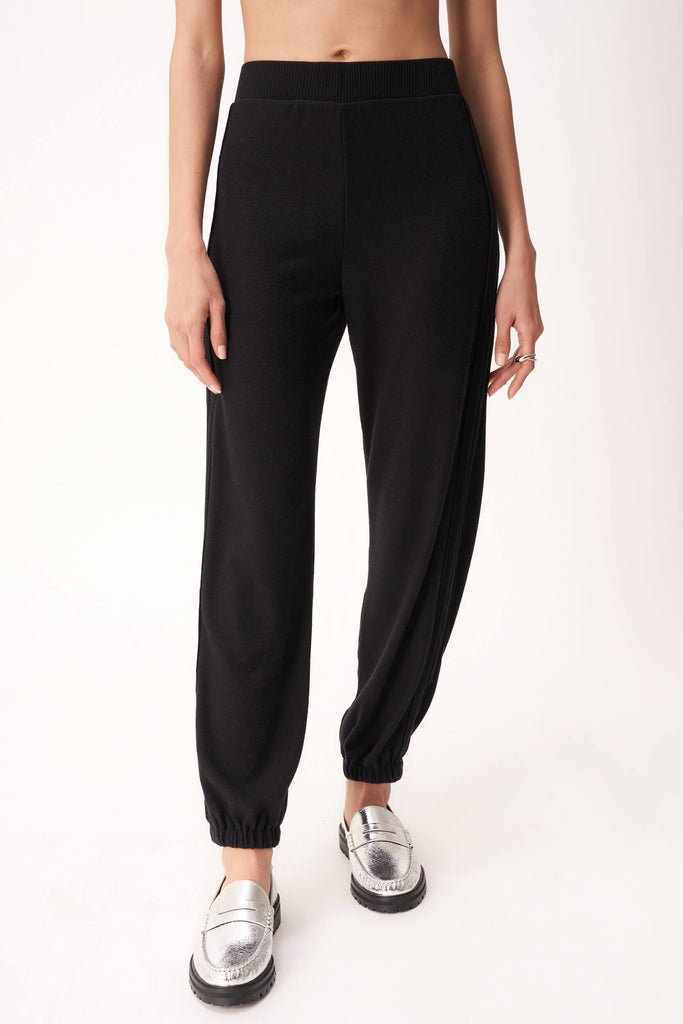 Women's Pants - Project Social T