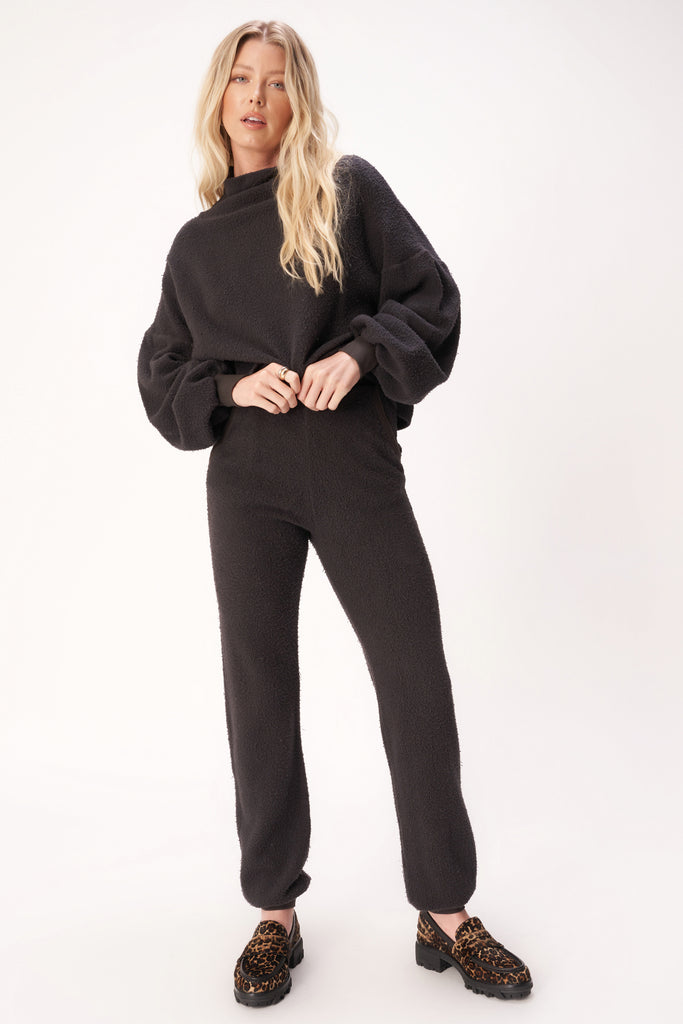 Women's Pants - Project Social T