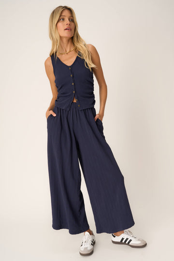Come Together Textured Wide Leg Pant in Navy Bliss