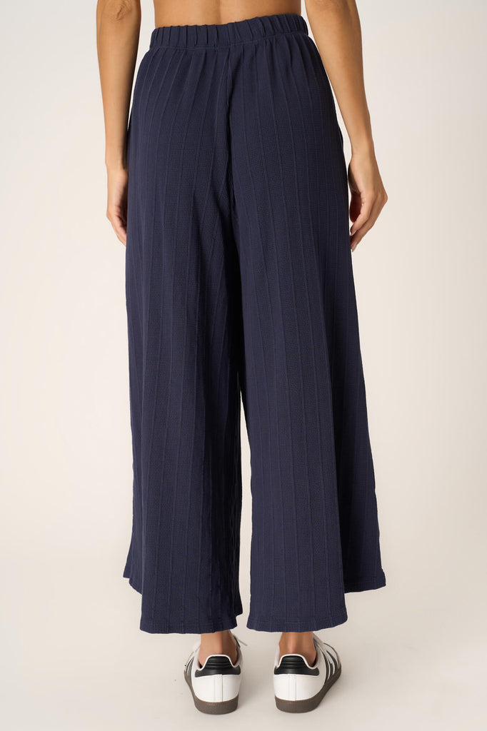 Women's Pants - Project Social T