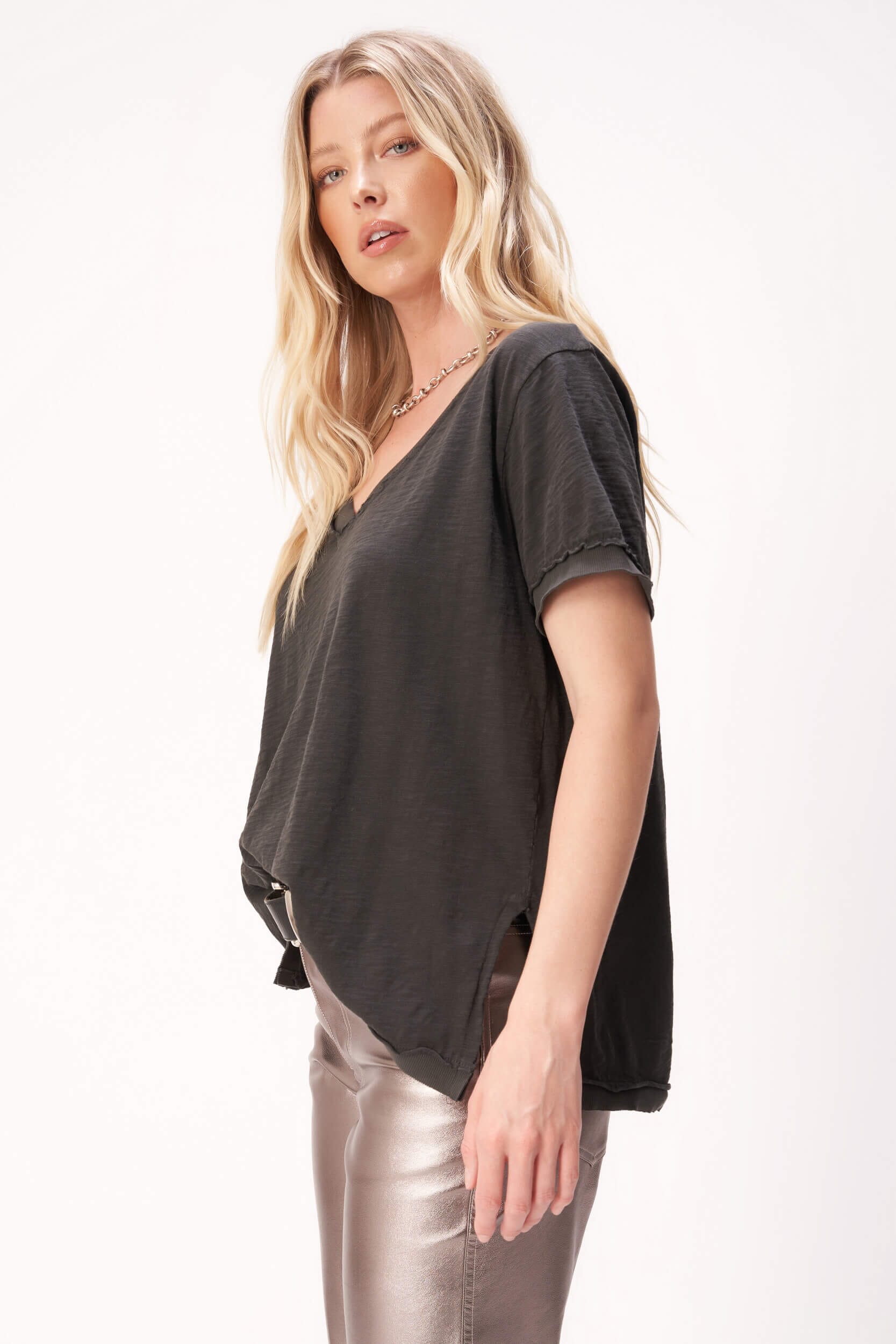 archive grunge VネックロンT トライバルデザイン 薄手 AK86 Knock Out V Neck Tee – PROJECT SOCIAL T