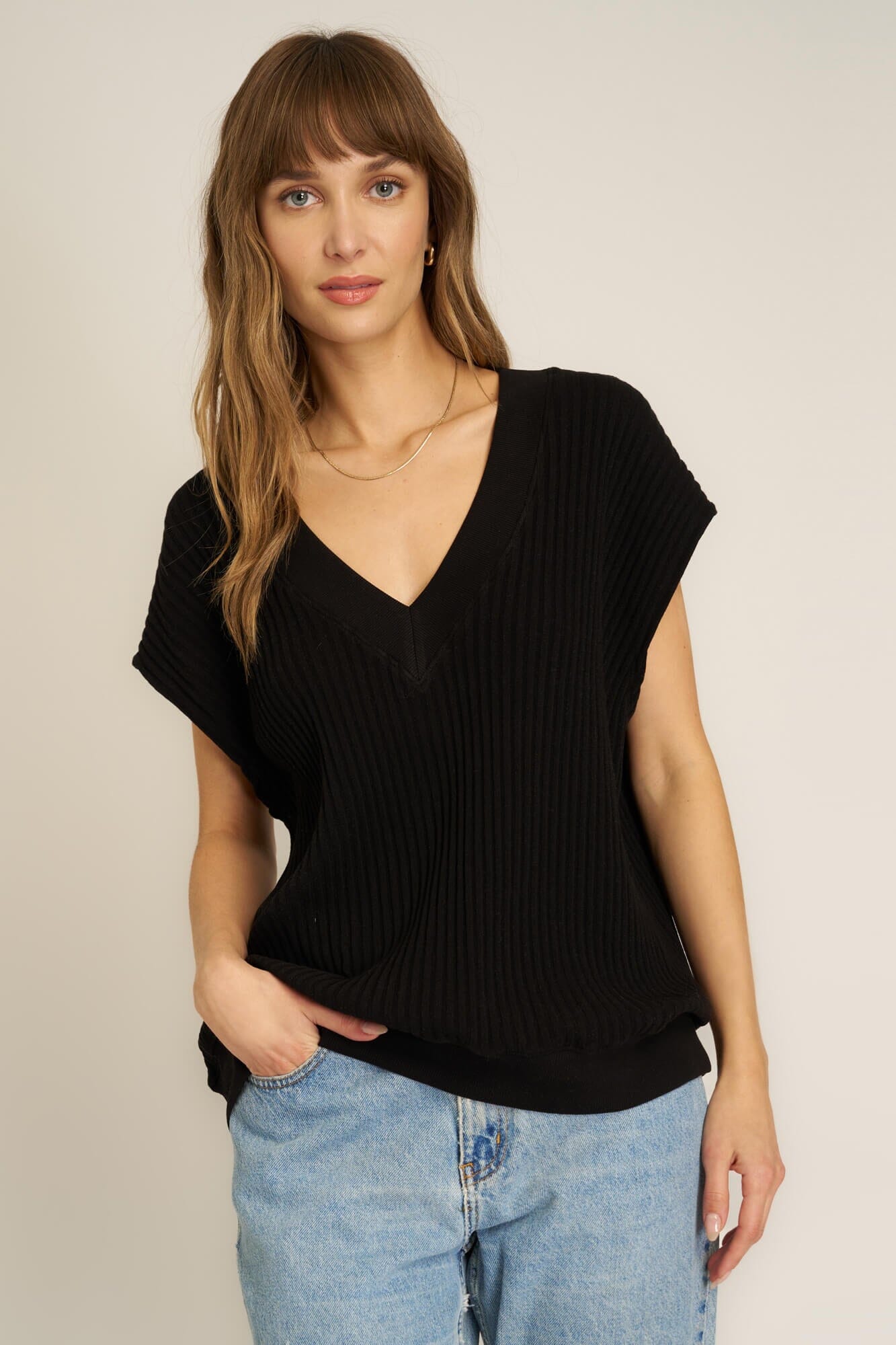 Lost in Love Oversized Sweater Vest – PROJECT SOCIAL T
