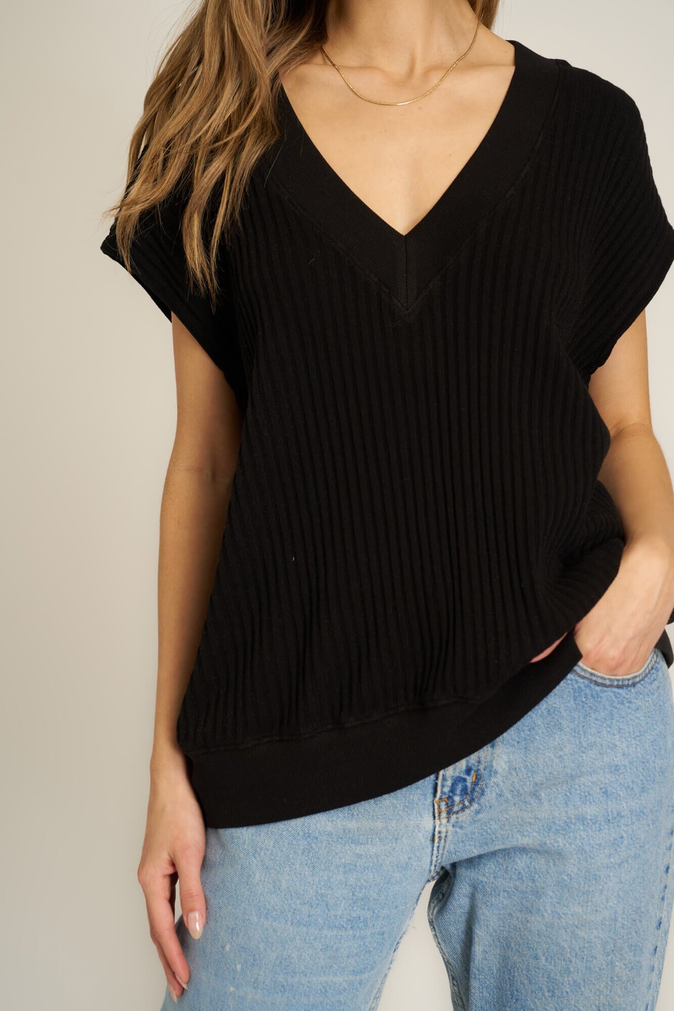 Lost in Love Oversized Sweater Vest – PROJECT SOCIAL T