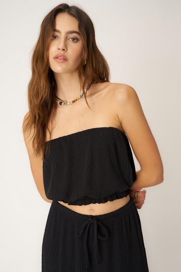 Never Better Textured Bubble Tube Top in Black
