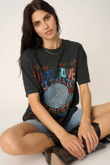 Peace & Love Relaxed Tee in Vintage Black
