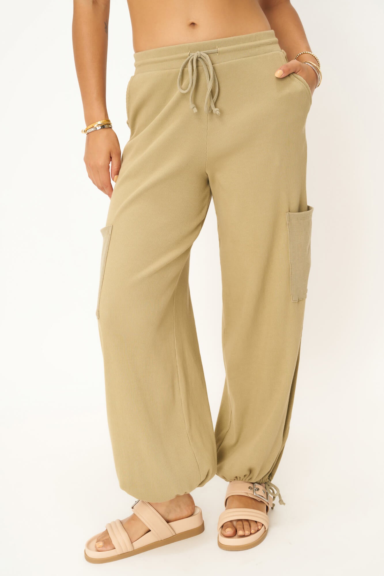 OPEN YY] ROSE PARACHUTE PANTS KHAKI ボトムス