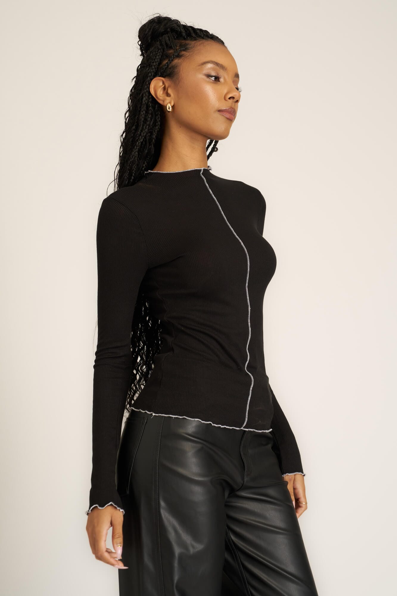 DIFFERENT IS OK Ribbed Cut-out シズニルック DIFFERENT IS OK Ribbed Cut-out シズニルックの通販 | RIGHTCLIXS