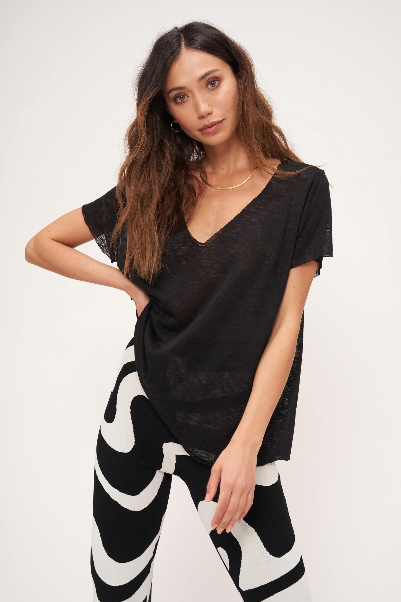 The Original Textured V – PROJECT SOCIAL T